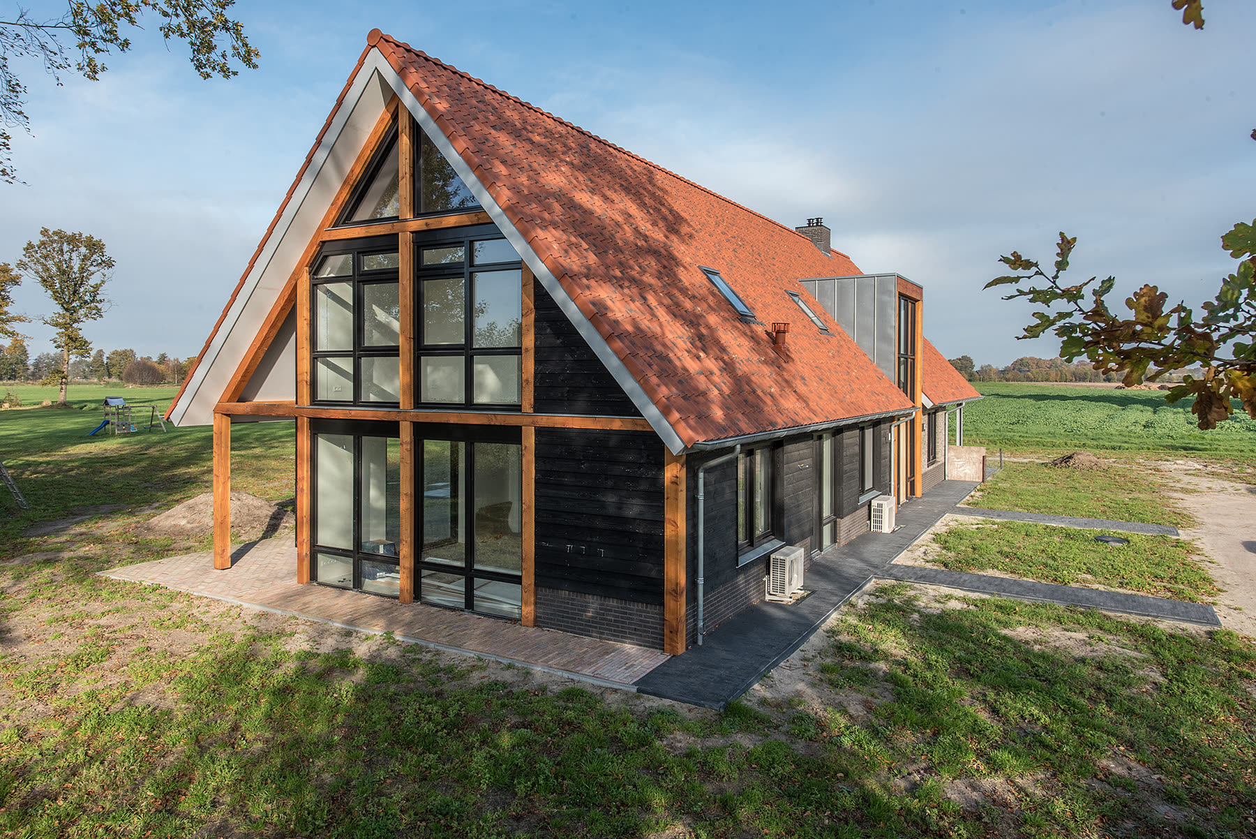 Door D. Hoekert Bouw en Onderhoud gebouwde woning in de omgeving van Nunspeet